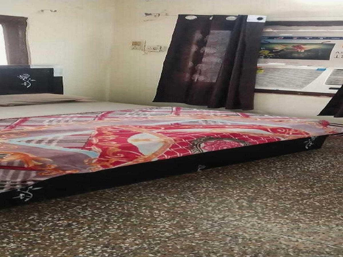 Hotel O G Hotel Happy Home Alīgarh Extérieur photo